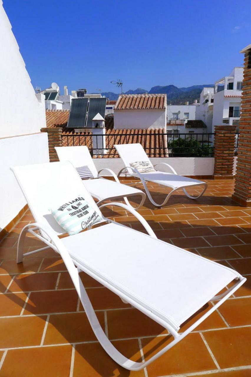 Beautiful Apartment Private Roof Terrace Nerja Esterno foto